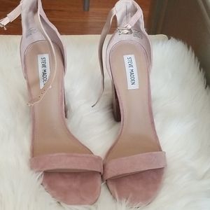Beautiful steve Madden 4inch block sandal